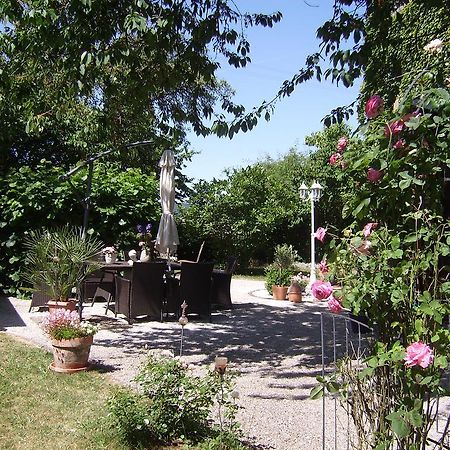 Romantikzimmer Im Antiquariat Sonnschied Ngoại thất bức ảnh